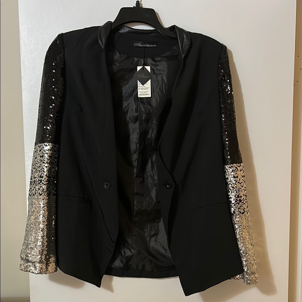 Ashley Stewart Black and Silver Sequin Blazer